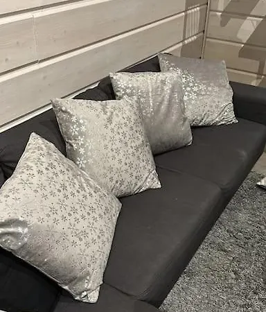 Villahattiwatti Ei Jata Kylmaksi * קוסאמו